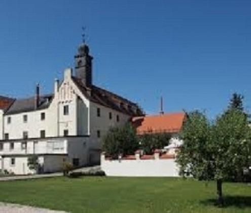 Schloss Weichs Zu Regensburg Mit 2Schlafzimmer Parkplatz Internet 75Qm Zentrum المظهر الخارجي الصورة