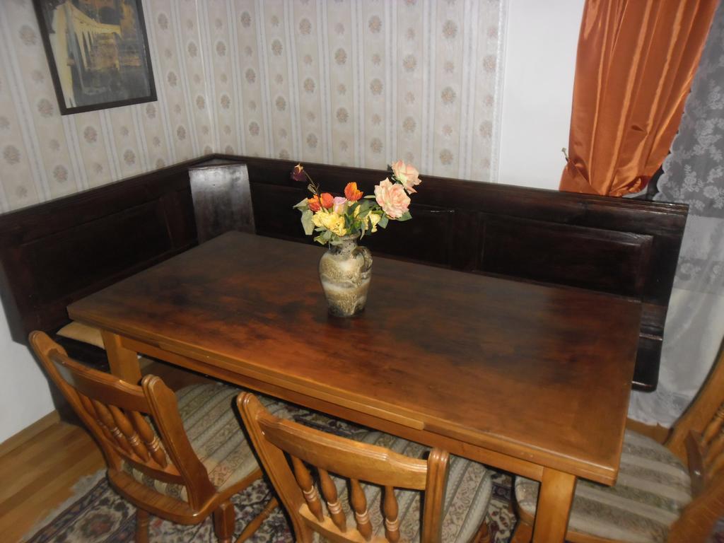Schloss Weichs Zu Regensburg Mit 2Schlafzimmer Parkplatz Internet 75Qm Zentrum المظهر الخارجي الصورة