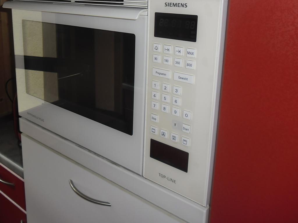 Schloss Weichs Zu Regensburg Mit 2Schlafzimmer Parkplatz Internet 75Qm Zentrum المظهر الخارجي الصورة